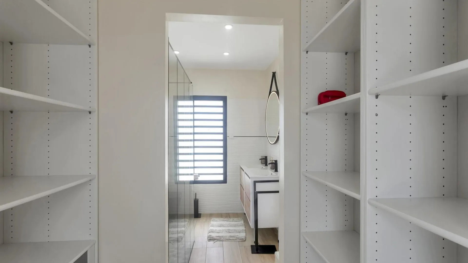 Villa Jasmin Standing Piscine Chauffee 4 Ch 9 Pers Baie-Mahault